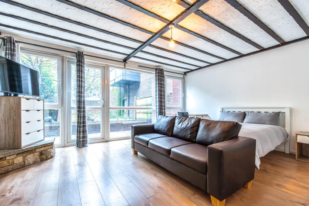 3 bed Annexe for rent in London. From Dimension Estates - London