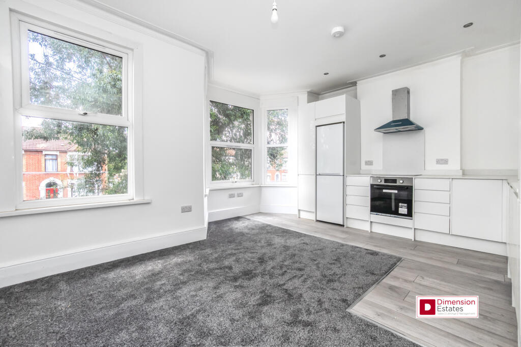 3 bed 1st Floor Flat for rent in Ilford. From Dimension Estates - London 3 bed 1st Floor Flat for rent in Ilford. From Dimension Estates - London