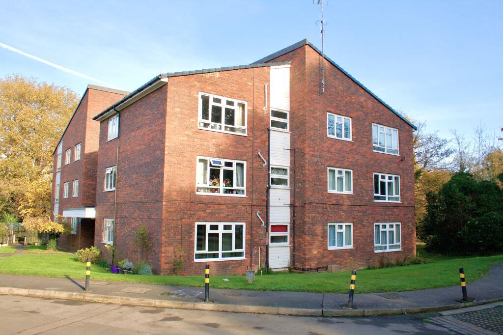 2 bed 1st Floor Flat for rent in Guildford. From Cobbles Estate Agents - Guildford