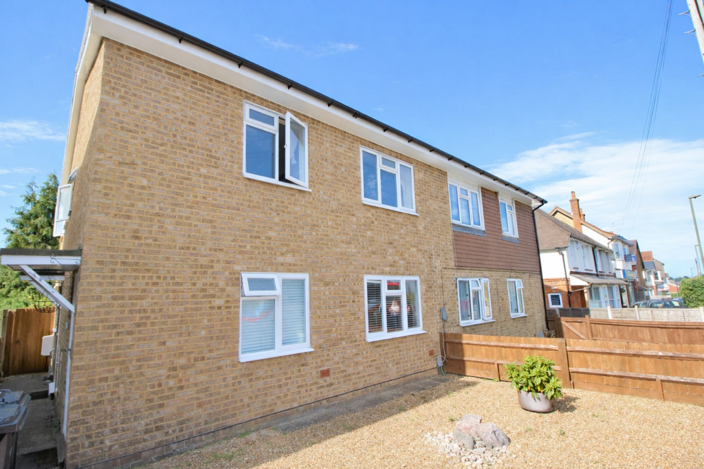 2 bed 1st Floor Flat for rent in Guildford. From Cobbles Estate Agents - Guildford 2 bed 1st Floor Flat for rent in Guildford. From Cobbles Estate Agents - Guildford