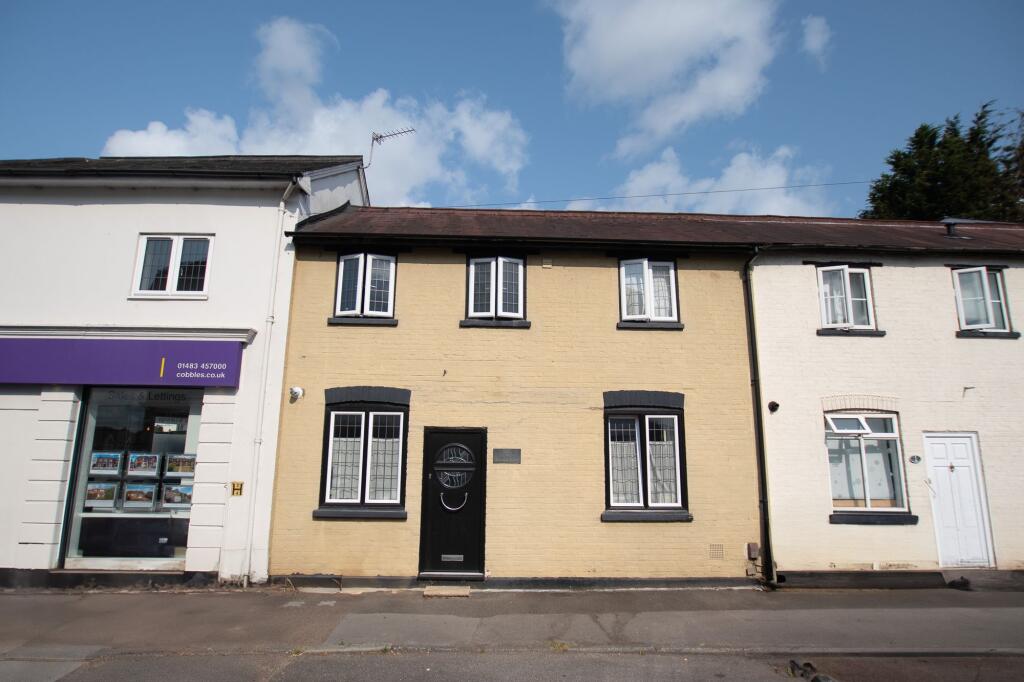 2 bed Mid Terraced House for rent in Guildford. From Cobbles Estate Agents - Guildford