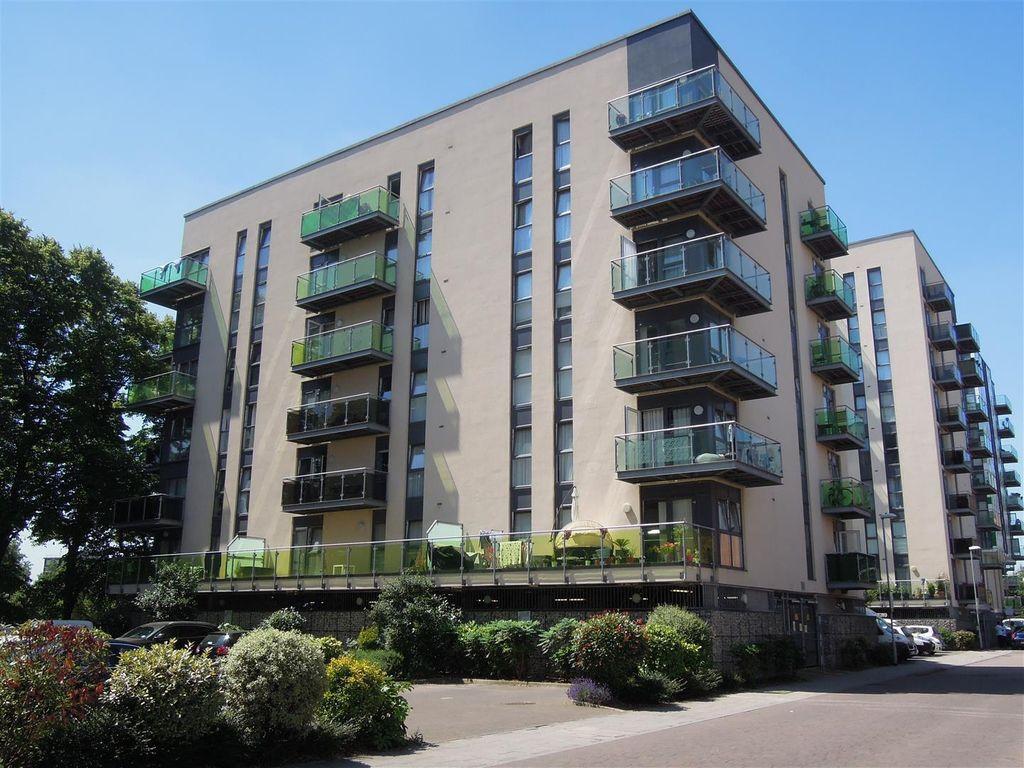 3 bed 1st Floor Flat for rent in Barking. From Docklands Prestige Residential - London