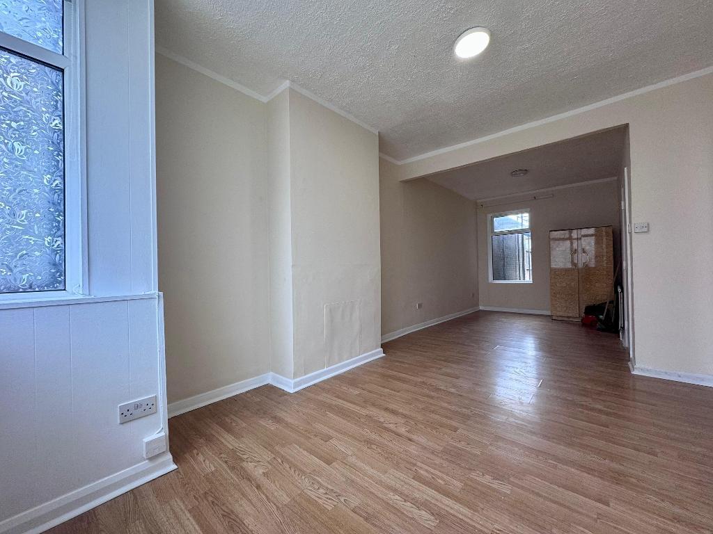 3 bed Mid Terraced House for rent in East Ham. From Docklands Prestige Residential - London