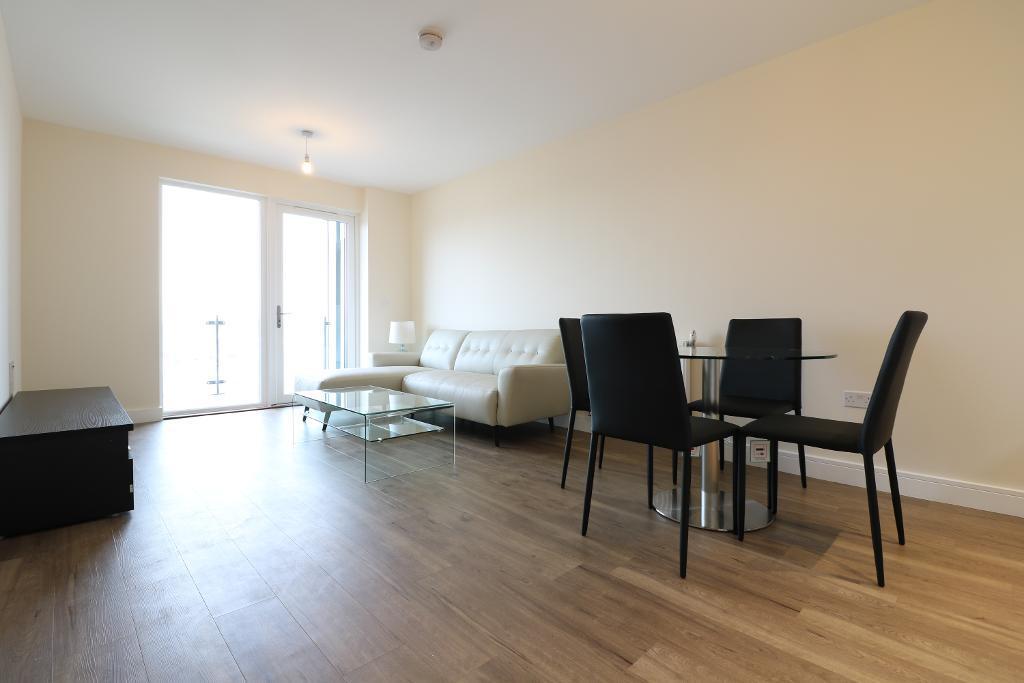 2 bed 1st Floor Flat for rent in Bredhurst. From Docklands Prestige Residential - London 2 bed 1st Floor Flat for rent in Bredhurst. From Docklands Prestige Residential - London