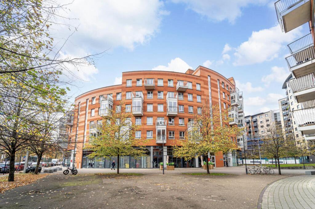 2 bed 1st Floor Flat for rent in Islington. From Docklands Prestige Residential - London