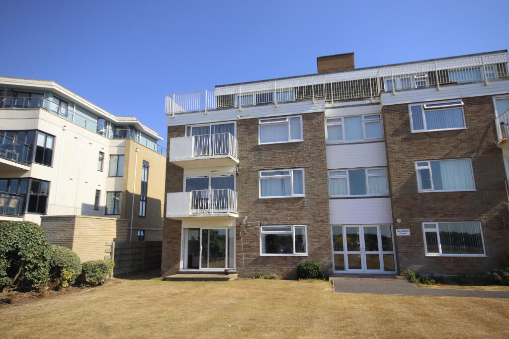 2 bed House (unspecified) for rent in Milford on Sea. From Collins & Butler LTD - Milford on Sea
