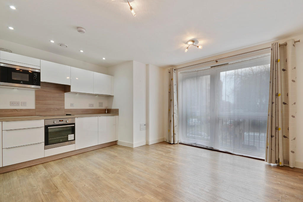 2 bed Apartment for rent in London. From Domovoi Management Ltd - London