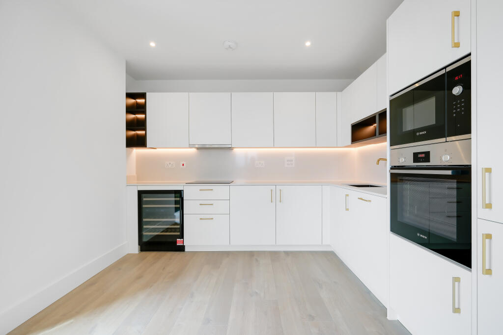 3 bed Apartment for rent in London. From Domovoi Management Ltd - London 3 bed Apartment for rent in London. From Domovoi Management Ltd - London