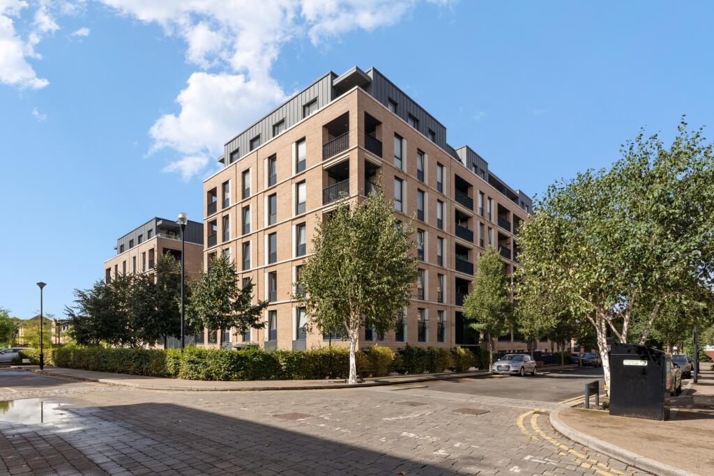 2 bed Apartment for rent in Southall. From Doyle Sales & Lettings - Hanwell 2 bed Apartment for rent in Southall. From Doyle Sales & Lettings - Hanwell