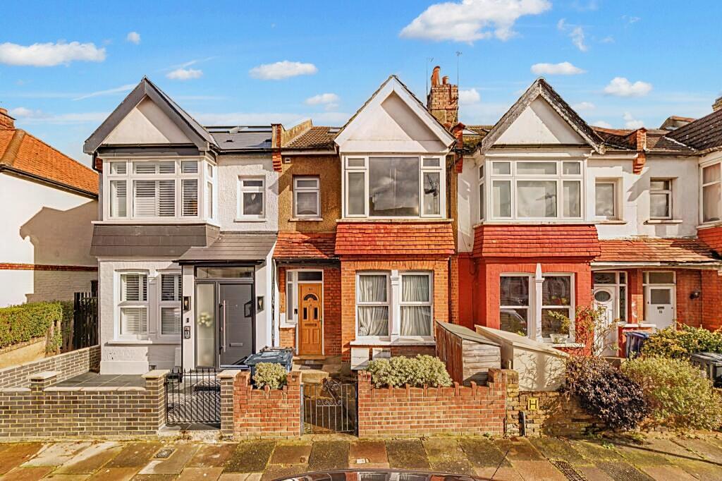 2 bed 1st Floor Flat for rent in Greenford. From Doyle Sales & Lettings - Hanwell