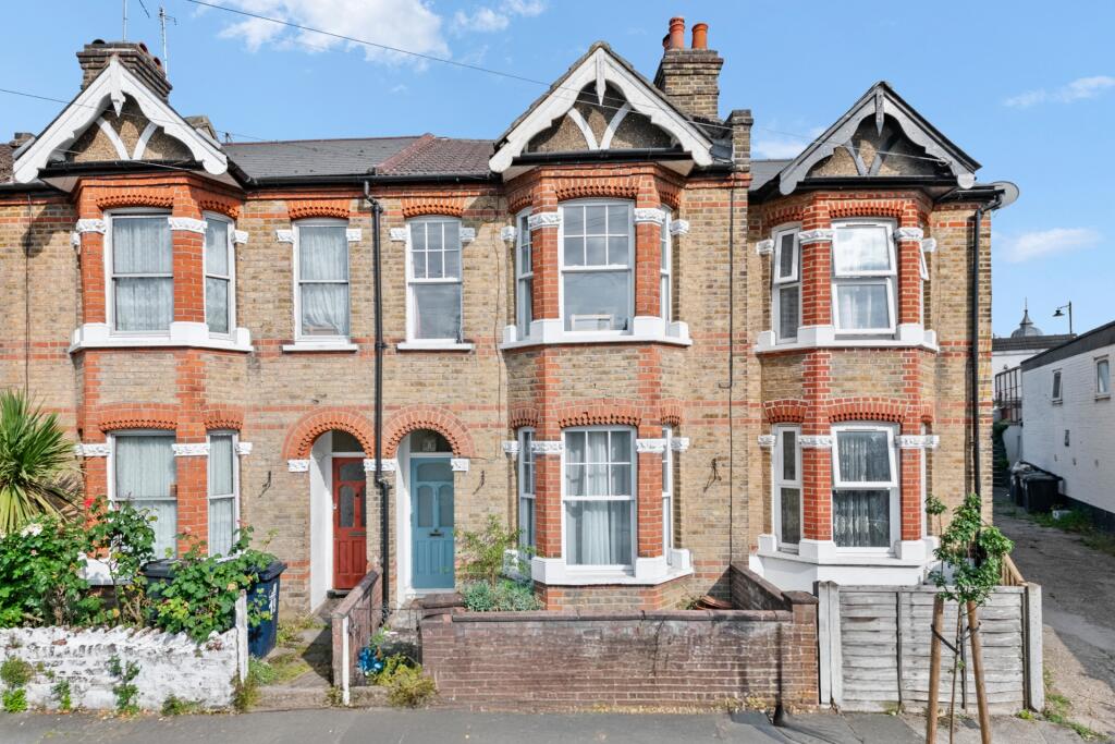 2 bed Detached for rent in Greenford. From Doyle Sales & Lettings - Hanwell