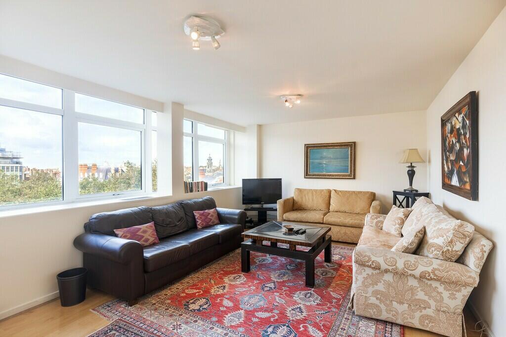 2 bed Flat for rent in Chelsea. From Draker
