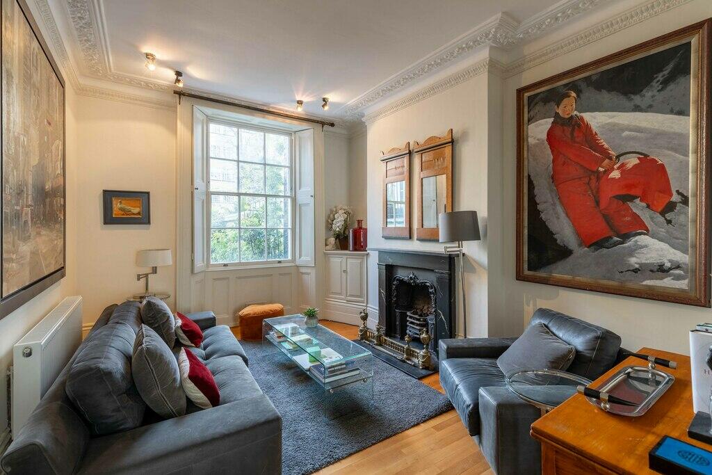 5 bed Detached House for rent in Chelsea. From Draker
