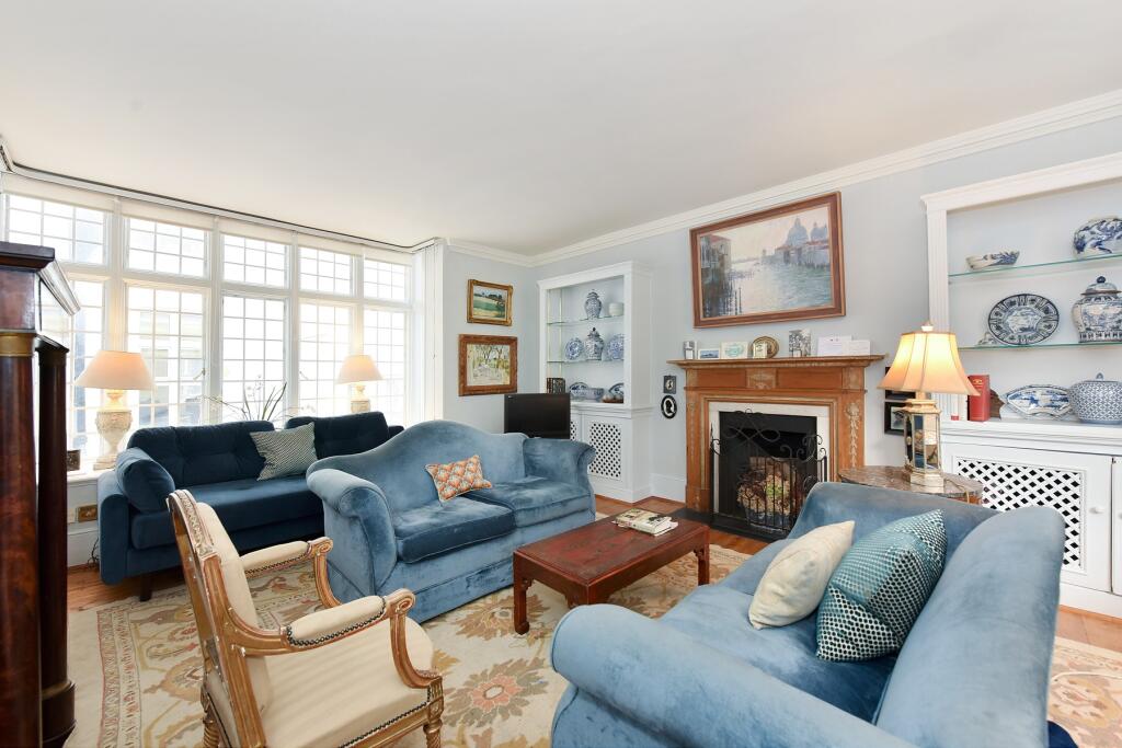 2 bed Detached for rent in London. From Draker