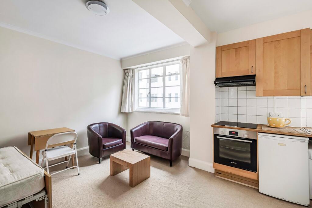0 bed 1st Floor Flat for rent in London. From Draker