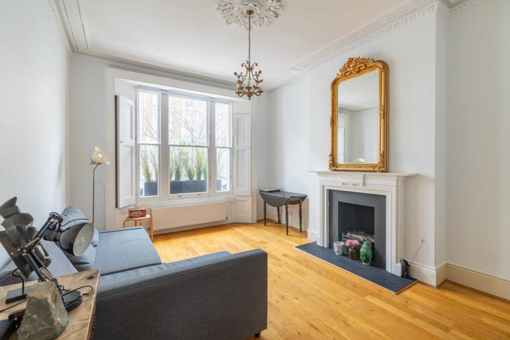 1 bed 1st Floor Flat for rent in London. From Draker
