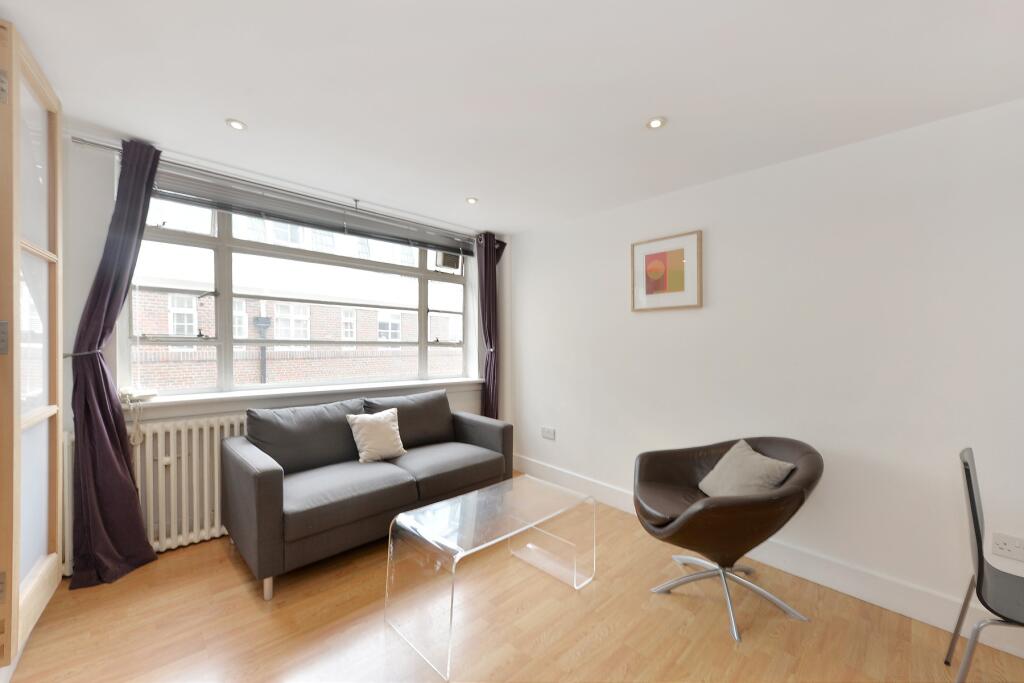 1 bed 1st Floor Flat for rent in London. From Draker
