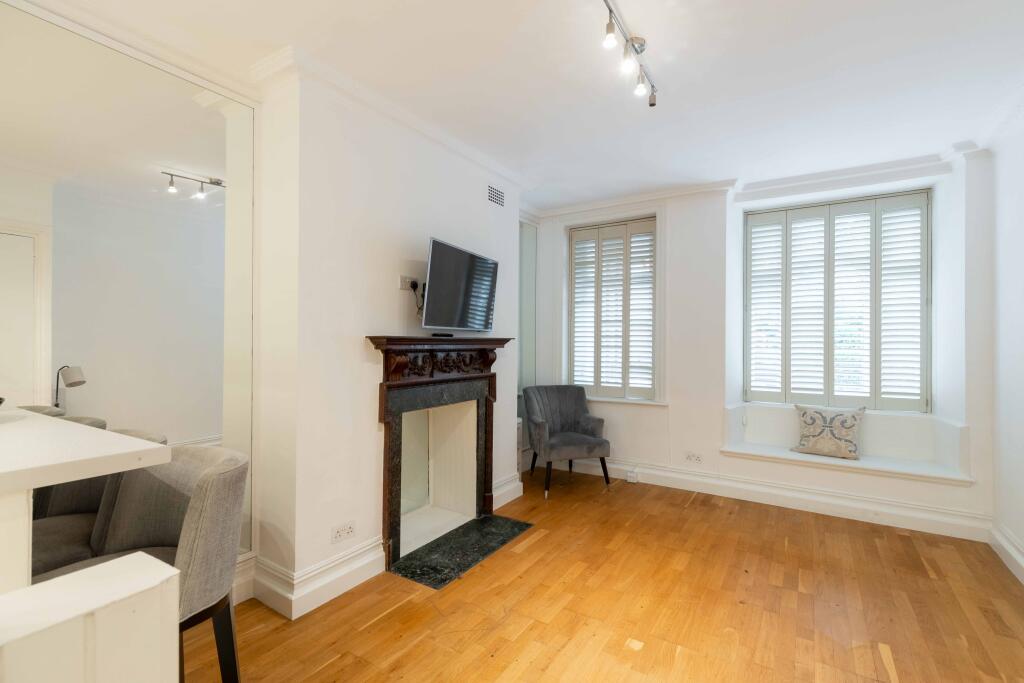 4 bed 1st Floor Flat for rent in London. From Draker