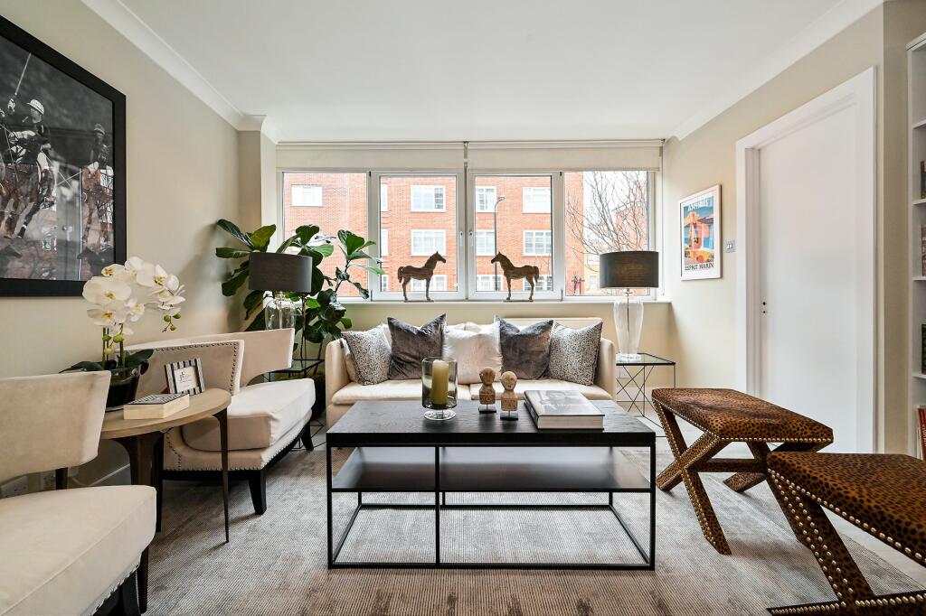 1 bed 1st Floor Flat for rent in Chelsea. From Draker