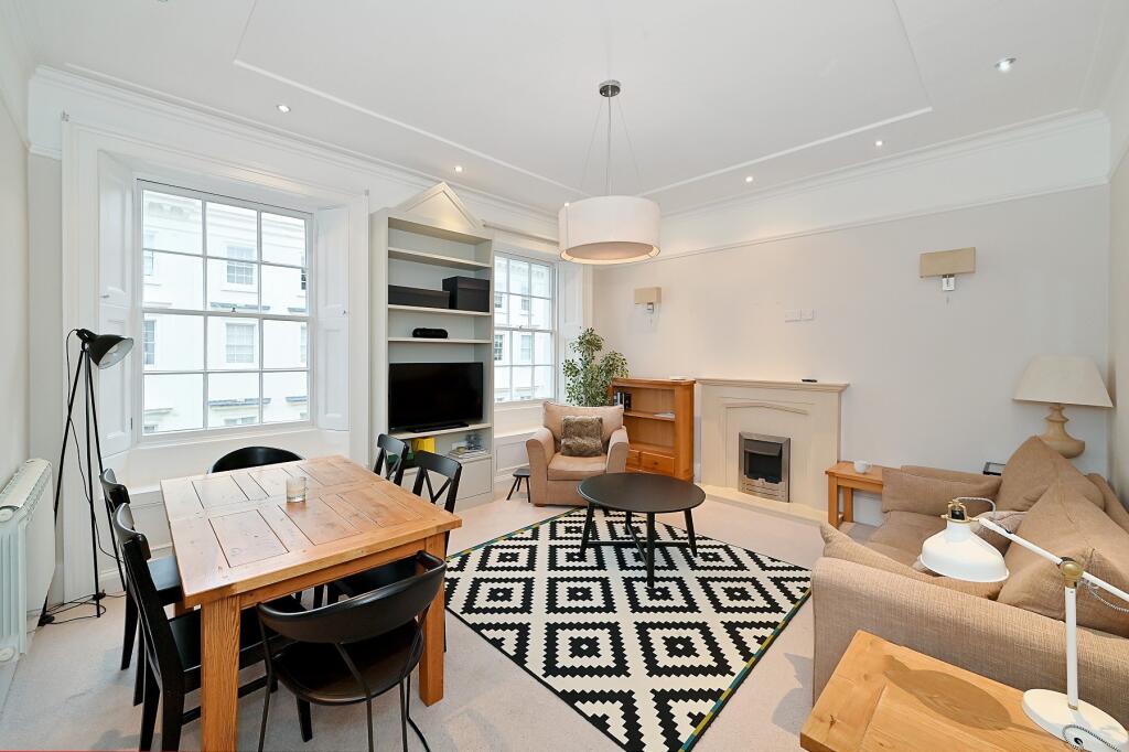 2 bed 1st Floor Flat for rent in London. From Draker