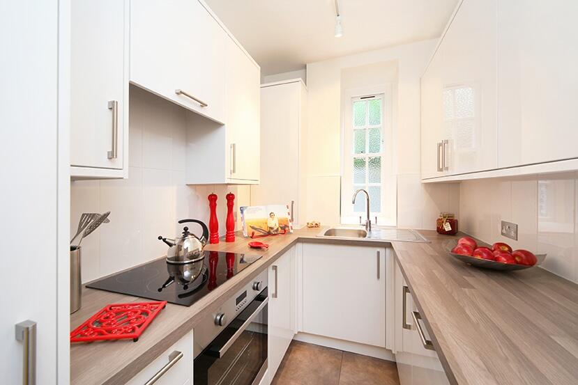 1 bed 1st Floor Flat for rent in London. From Draker
