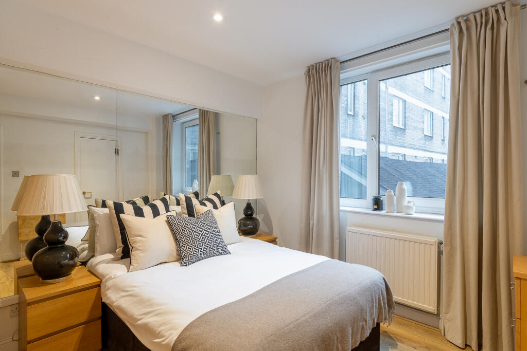 4 bed 1st Floor Flat for rent in Chelsea. From Draker