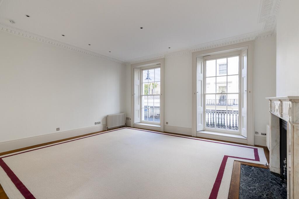 7 bed Detached for rent in London. From Draker 7 bed Detached for rent in London. From Draker