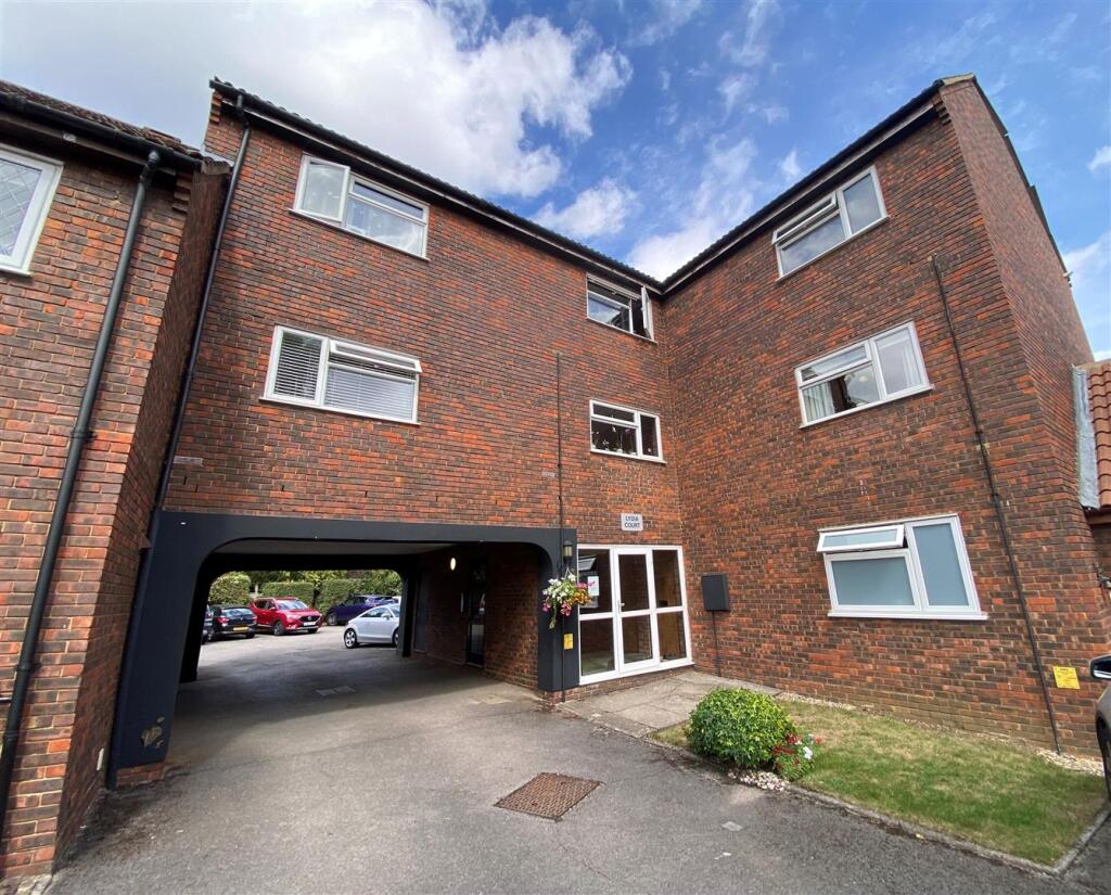 1 bed Apartment for rent in North Mymms. From Duncan Perry Estate Agents - Potters Bar 1 bed Apartment for rent in North Mymms. From Duncan Perry Estate Agents - Potters Bar