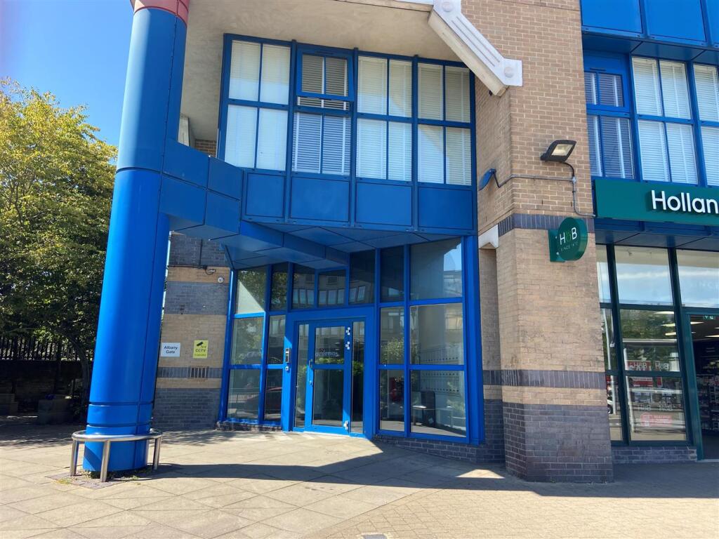2 bed Apartment for rent in Potters Bar. From Duncan Perry Estate Agents - Potters Bar