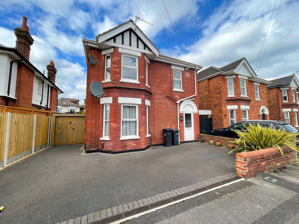 2 bed 1st Floor Flat for rent in Bournemouth. From Corbin & Co - Bournemouth