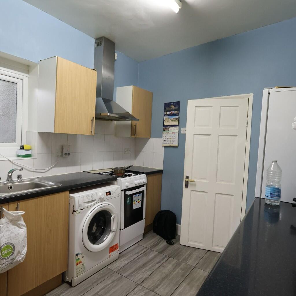 2 bed 1st Floor Flat for rent in London. From Easy Estates - UK Ltd - London 2 bed 1st Floor Flat for rent in London. From Easy Estates - UK Ltd - London