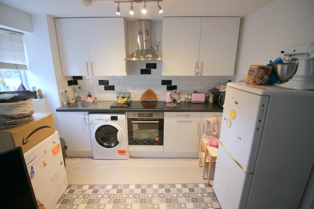 1 bed 1st Floor Flat for rent in London. From Easy Estates - UK Ltd - London 1 bed 1st Floor Flat for rent in London. From Easy Estates - UK Ltd - London