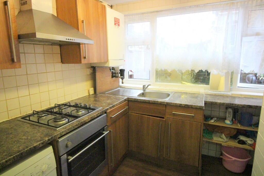 2 bed House (unspecified) for rent in London. From Easy Estates - UK Ltd - London