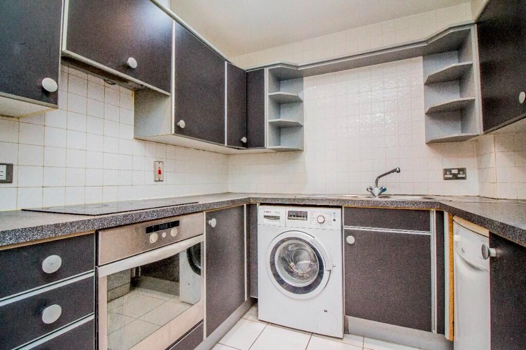 1 bed 1st Floor Flat for rent in Ilford. From Easy Estates - UK Ltd - London