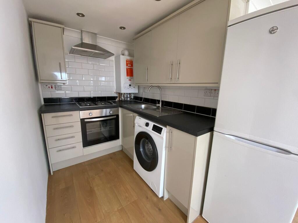 1 bed 1st Floor Flat for rent in West Ham. From Easy Estates - UK Ltd - London 1 bed 1st Floor Flat for rent in West Ham. From Easy Estates - UK Ltd - London