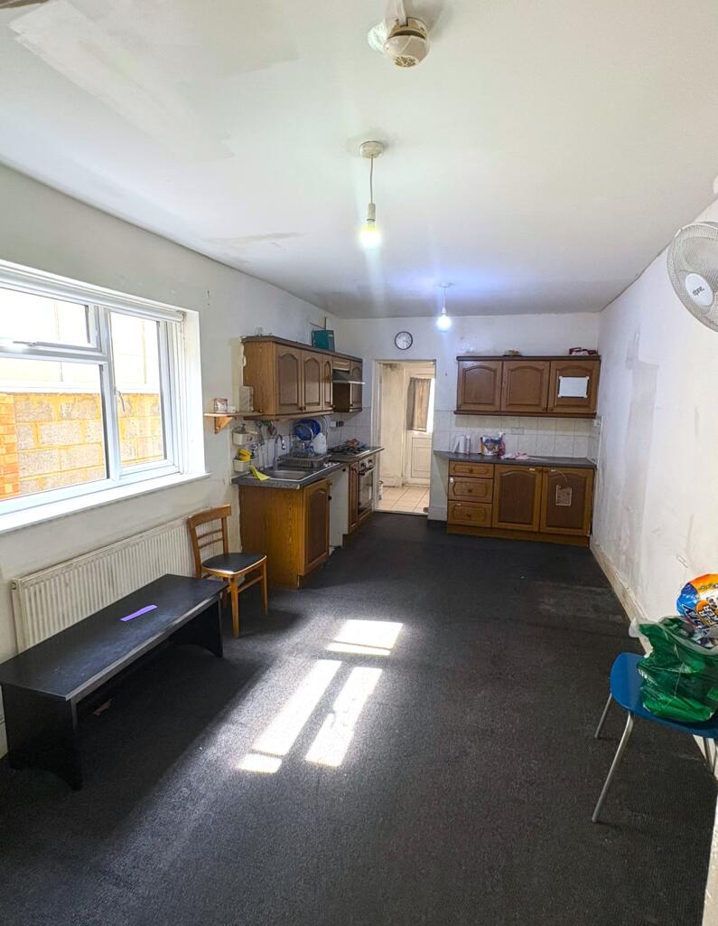 2 bed 1st Floor Flat for rent in East Ham. From Easy Estates - UK Ltd - London