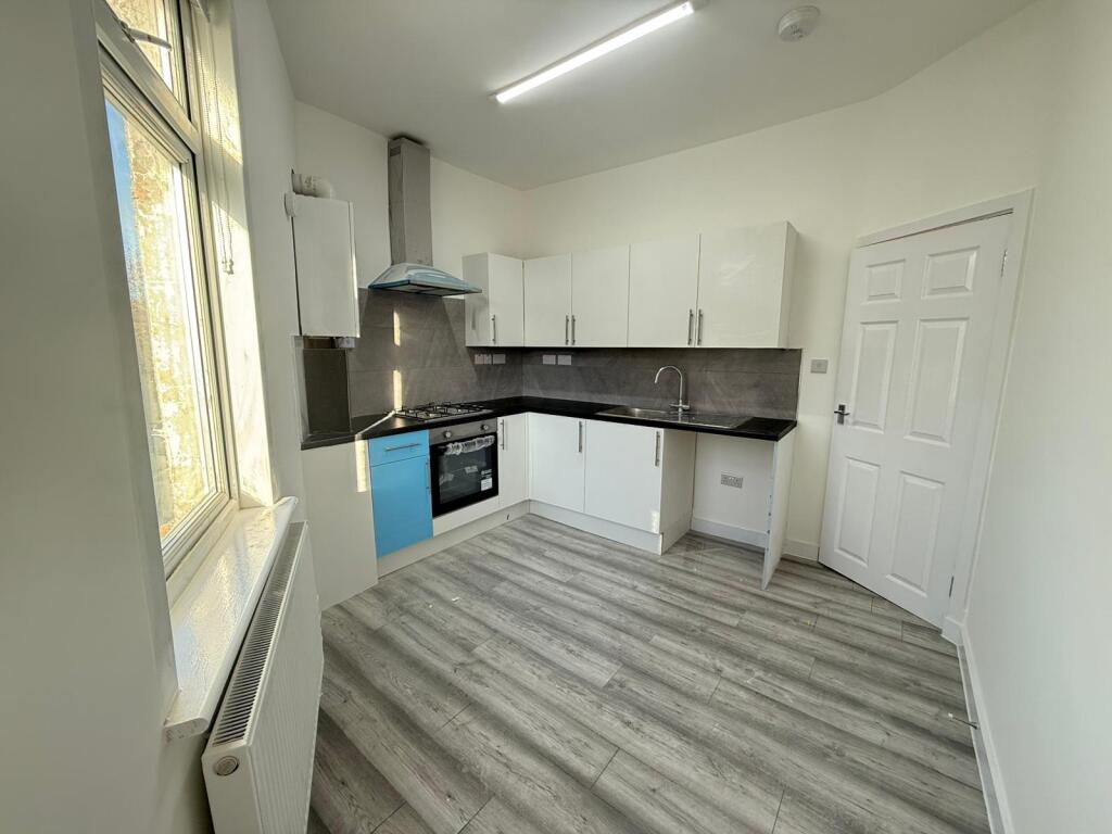 1 bed 1st Floor Flat for rent in London. From Easy Estates - UK Ltd - London