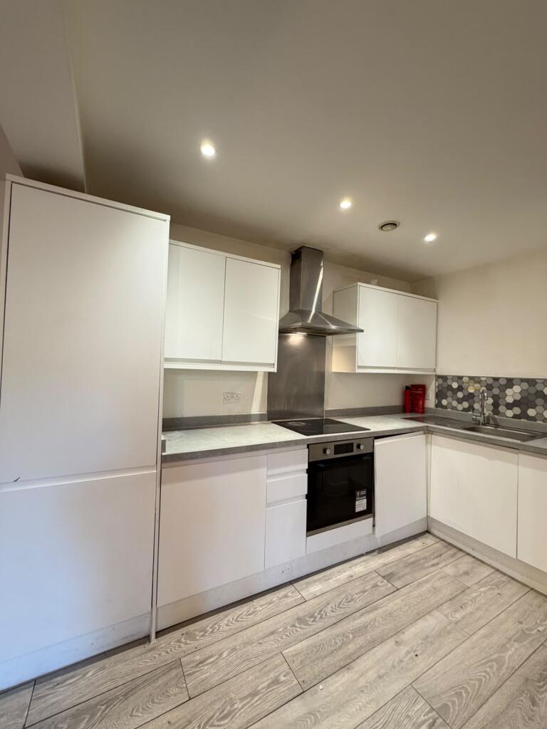 2 bed 1st Floor Flat for rent in Ilford. From Easy Estates - UK Ltd - London