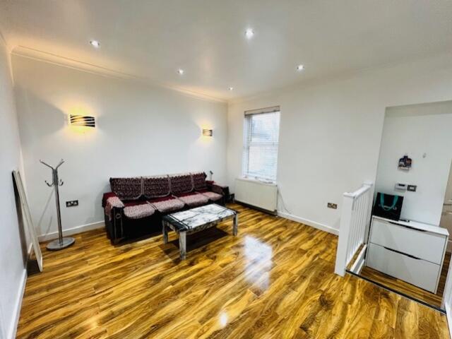 2 bed 1st Floor Flat for rent in East Ham. From Easymove - London - Sales