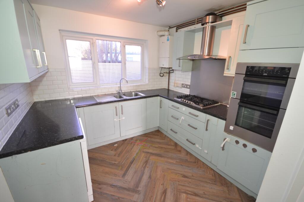 3 bed Mid Terraced House for rent in East Ham. From Easymove - London - Sales