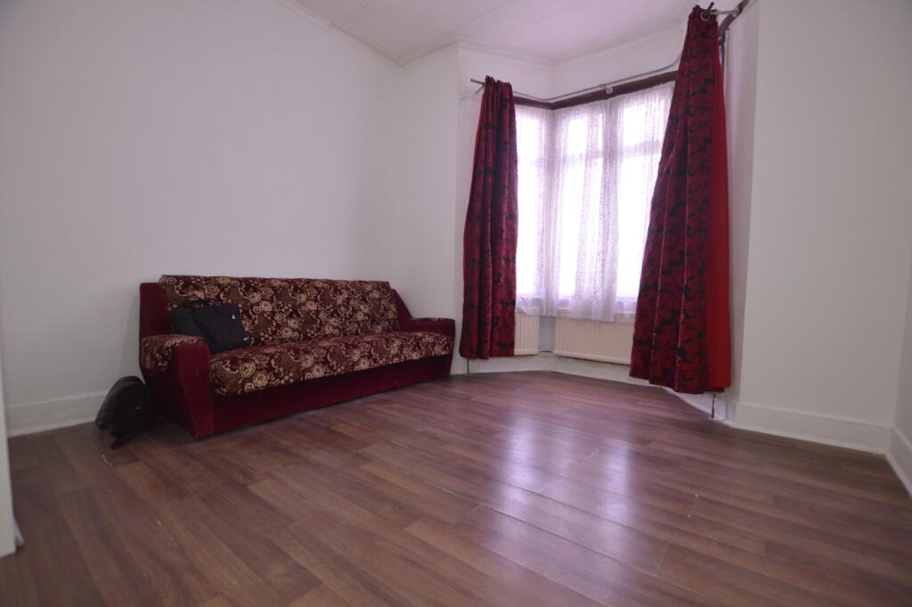 4 bed Mid Terraced House for rent in West Ham. From Easymove - London - Sales