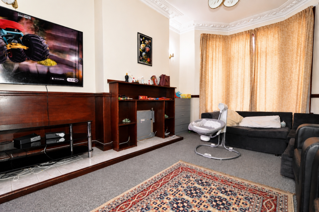 3 bed Mid Terraced House for rent in East Ham. From Easymove - London - Sales