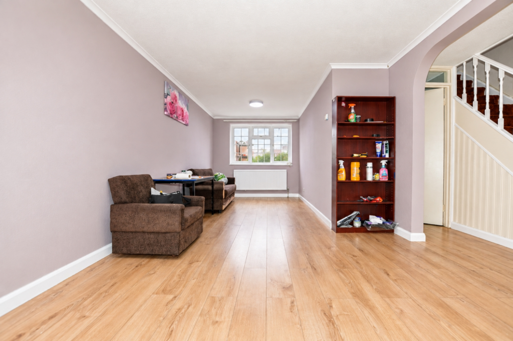 3 bed Mid Terraced House for rent in East Ham. From Easymove - London - Sales 3 bed Mid Terraced House for rent in East Ham. From Easymove - London - Sales
