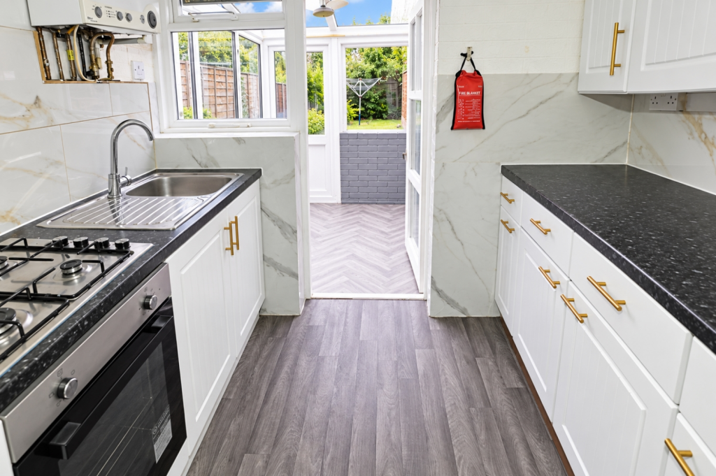 3 bed Mid Terraced House for rent in East Ham. From Easymove - London - Sales 3 bed Mid Terraced House for rent in East Ham. From Easymove - London - Sales