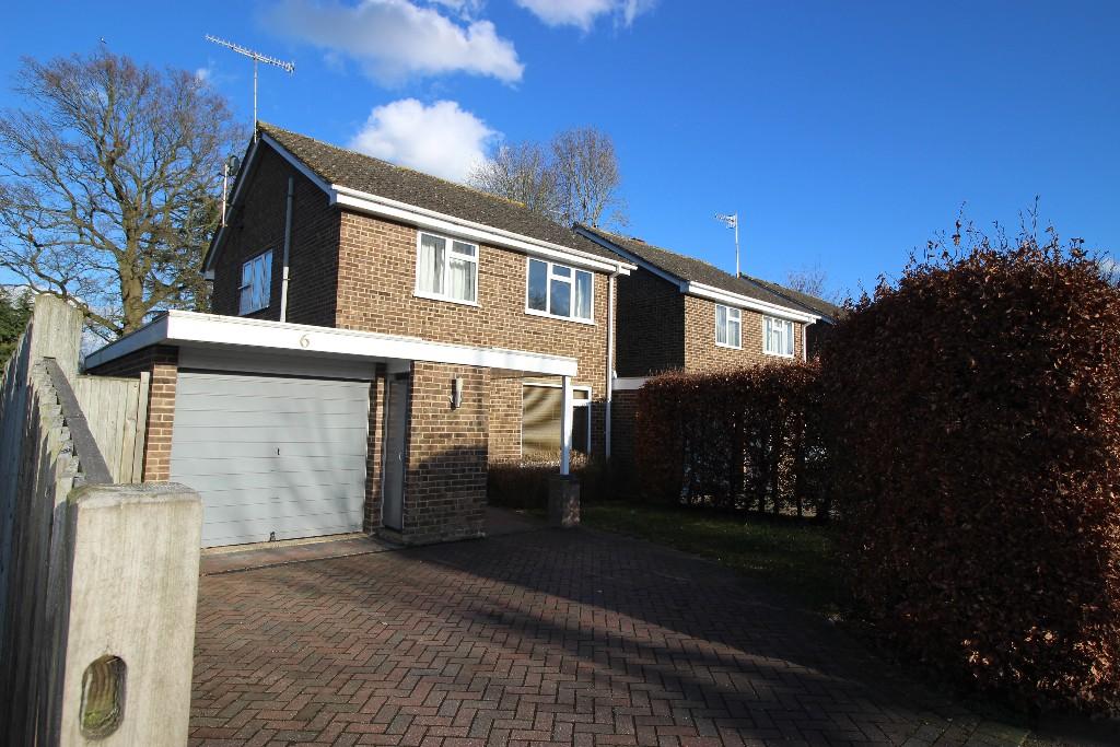 3 bed Detached for rent in Horley. From Corbyn and Co - Redhill