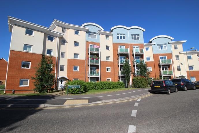 2 bed 1st Floor Flat for rent in Redhill. From Corbyn and Co - Redhill 2 bed 1st Floor Flat for rent in Redhill. From Corbyn and Co - Redhill