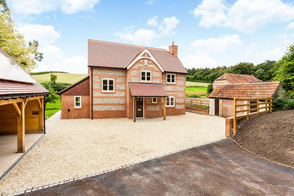 3 bed Detached for rent in Bryanston. From Costello Lettings - Blandford