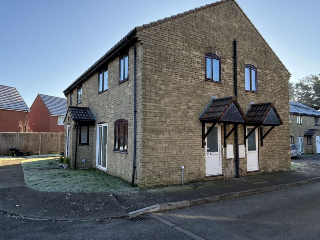 1 bed Apartment for rent in Gillingham. From Costello Lettings - Blandford 1 bed Apartment for rent in Gillingham. From Costello Lettings - Blandford