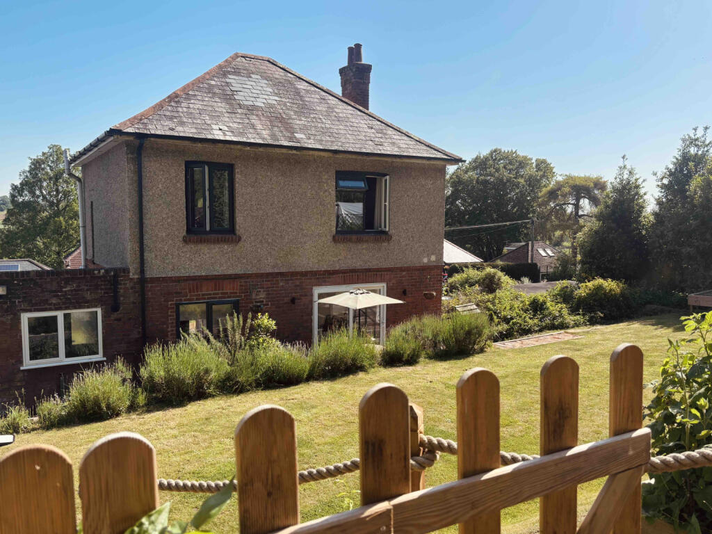 3 bed Detached for rent in Spetisbury. From Costello Lettings - Blandford 3 bed Detached for rent in Spetisbury. From Costello Lettings - Blandford