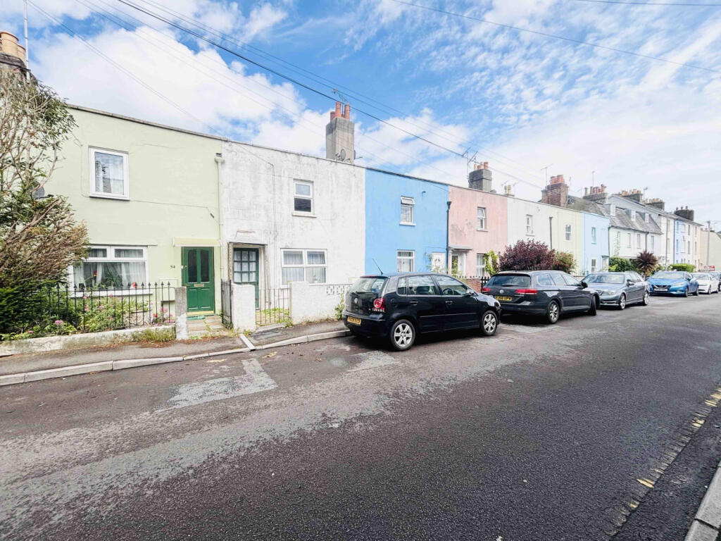 3 bed Cottage for rent in Blandford Forum. From Costello Lettings - Blandford